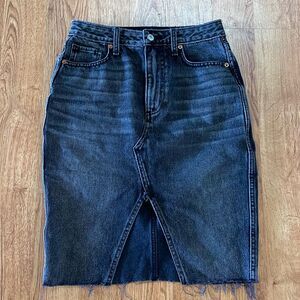 Abercrombie Black/Grey Denim Skirt Size 26